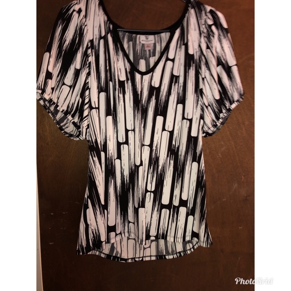 Shirt - Picture 1 of 2